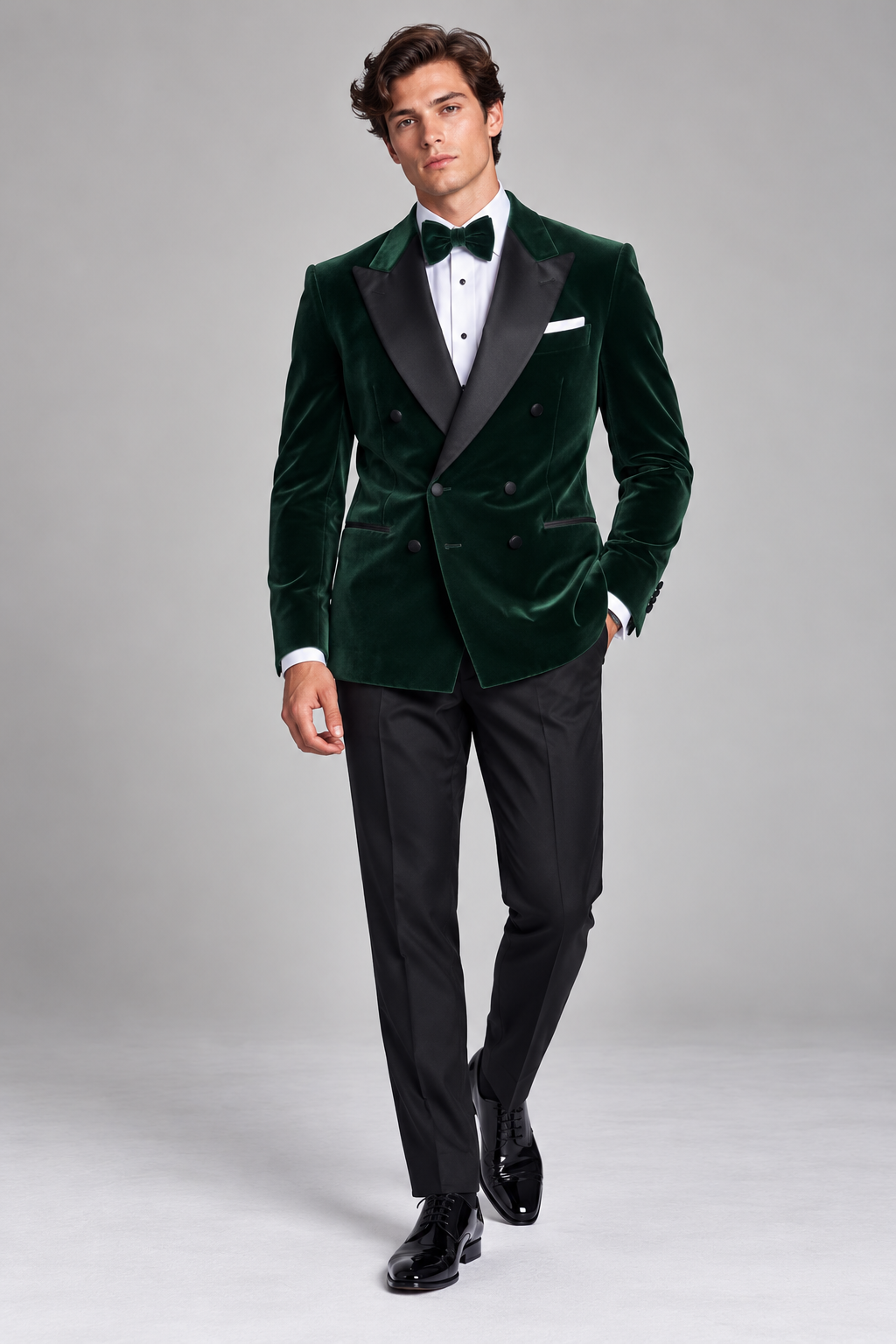 Roomten dark green double-breasted velvet dinner jacket with black peak lapels and trousers